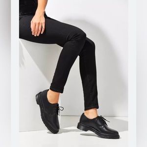 Almost like new Dr Martens Oxford shoes